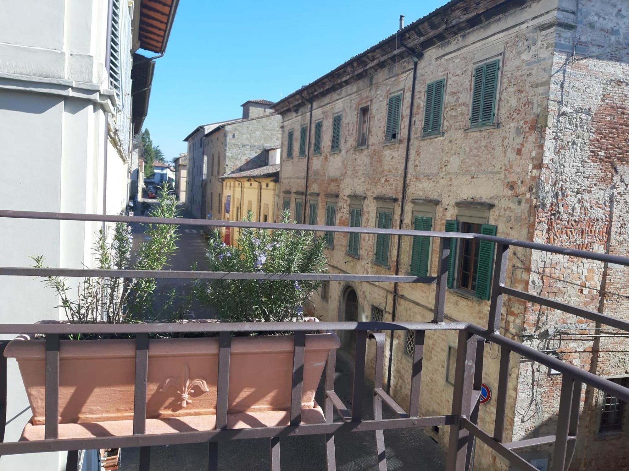 Bed and Breakfast Dolce Rosa ♡ Centro Storico Sansepolcro Exterior foto