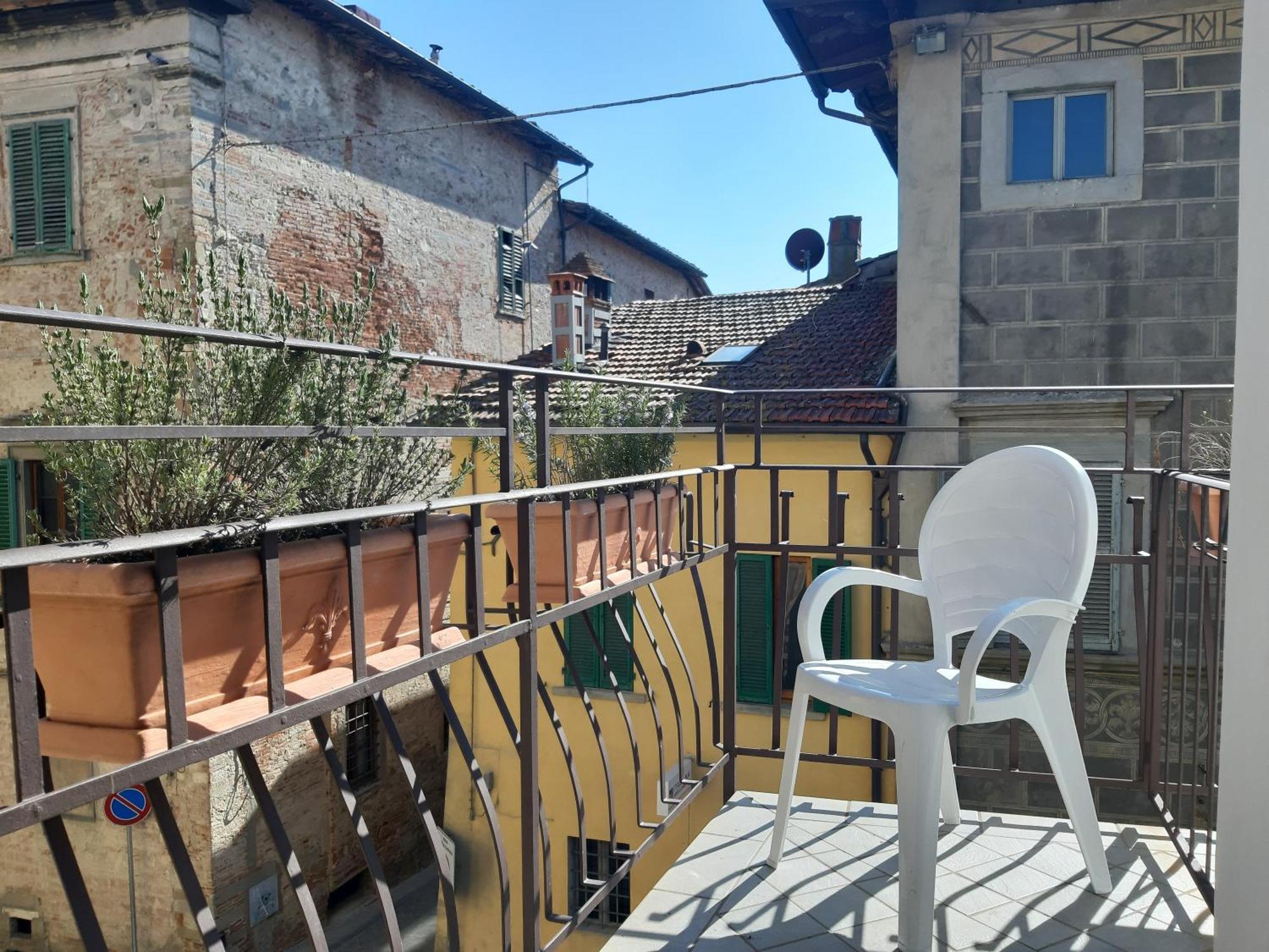 Bed and Breakfast Dolce Rosa ♡ Centro Storico Sansepolcro Exterior foto