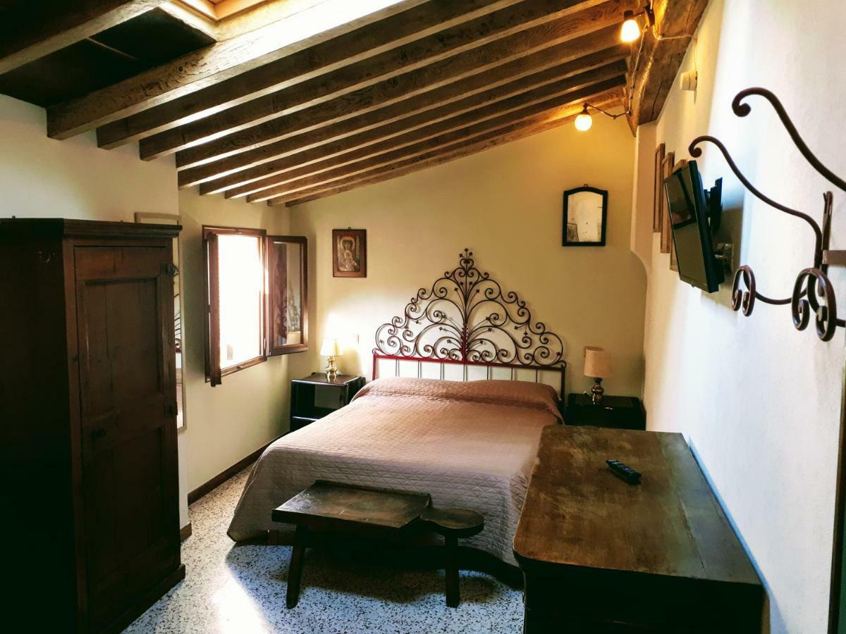 Bed and Breakfast Dolce Rosa ♡ Centro Storico Sansepolcro Exterior foto